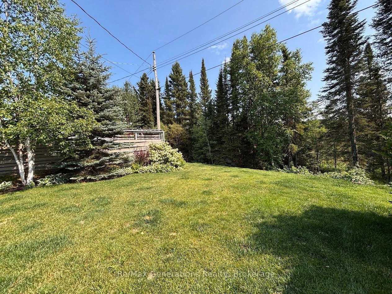 Photo 43 of 48 Redwing Avenue, Manitouwadge, TB-73 — HOMEH