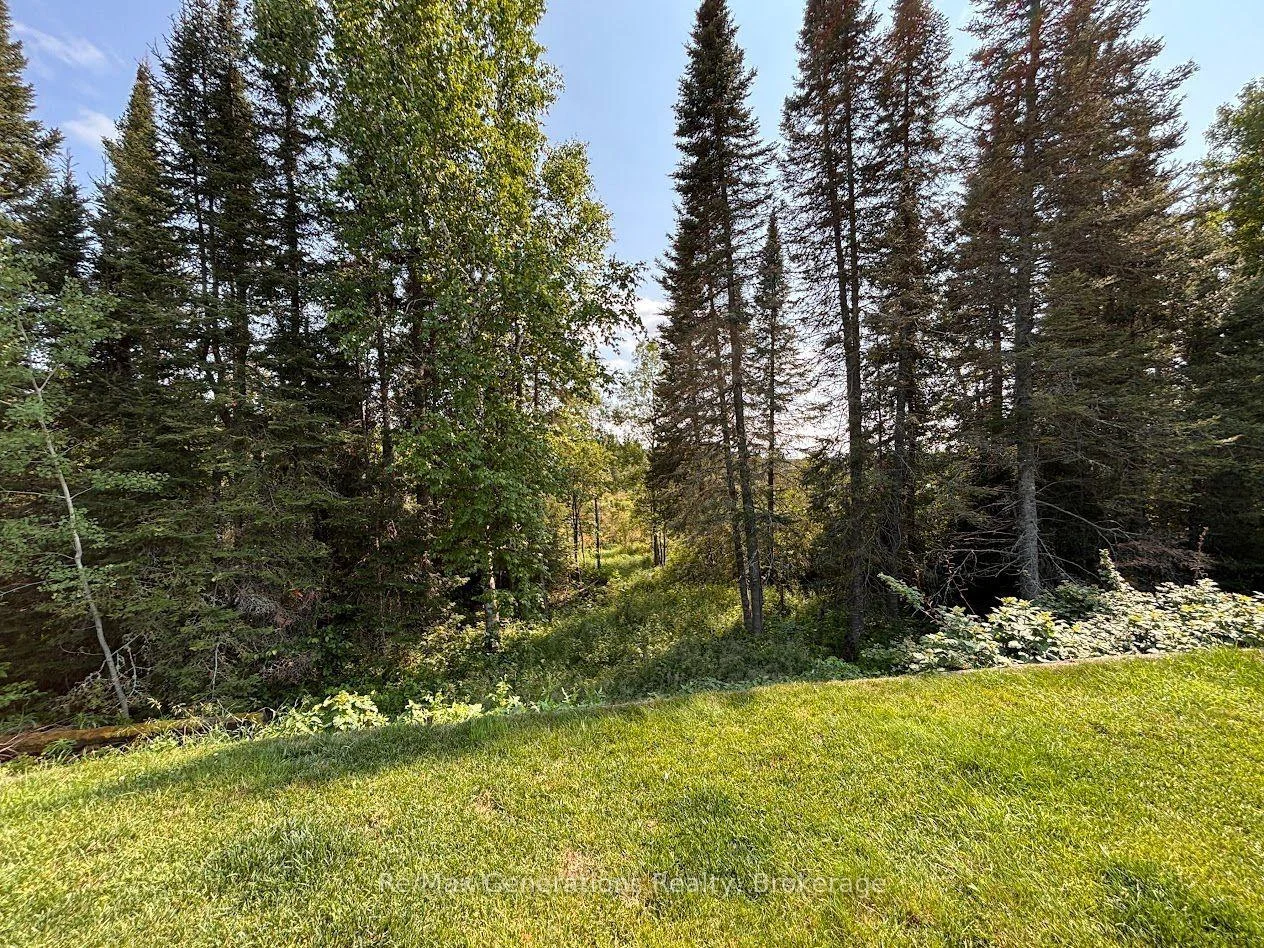 Photo 45 of 48 Redwing Avenue, Manitouwadge, TB-73 — HOMEH
