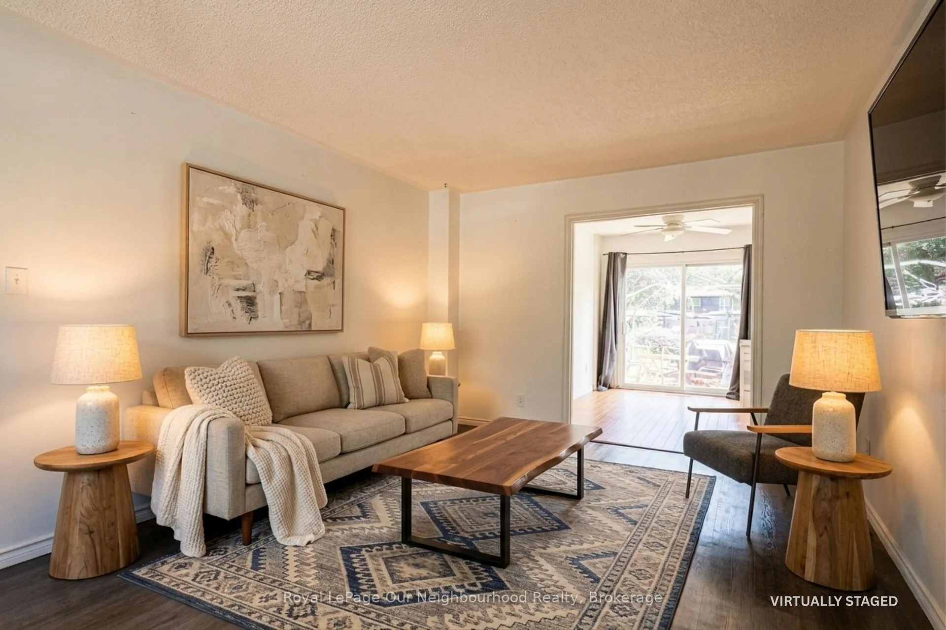 Photo 6 of 529 Lancelot Crescent, Oshawa, Eastdale — HOMEH