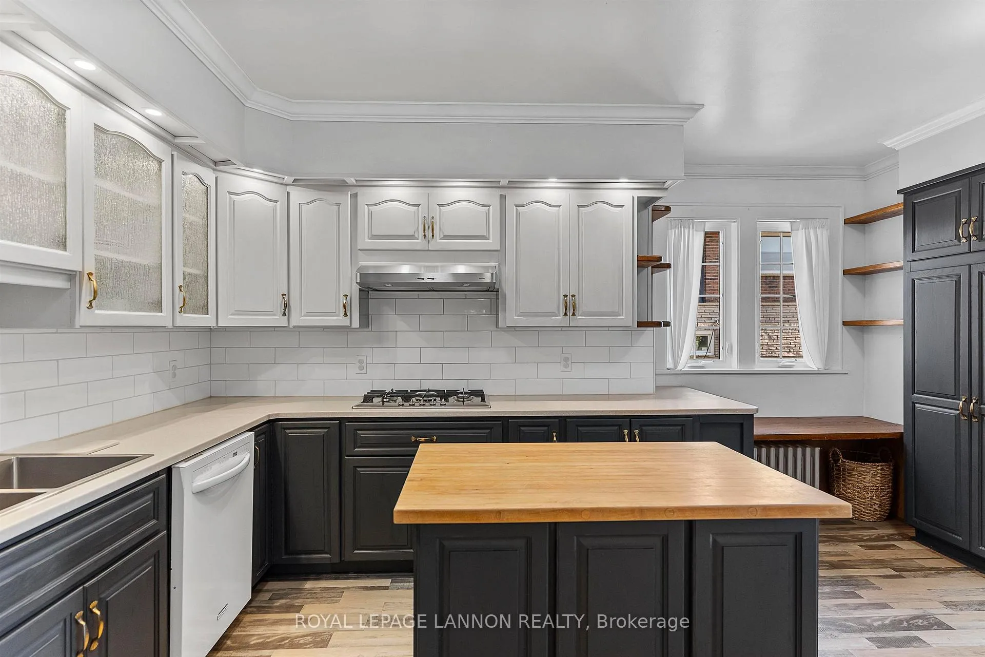 Photo 12 of 144 High Street S, Thunder Bay, Mariday Heights — HOMEH