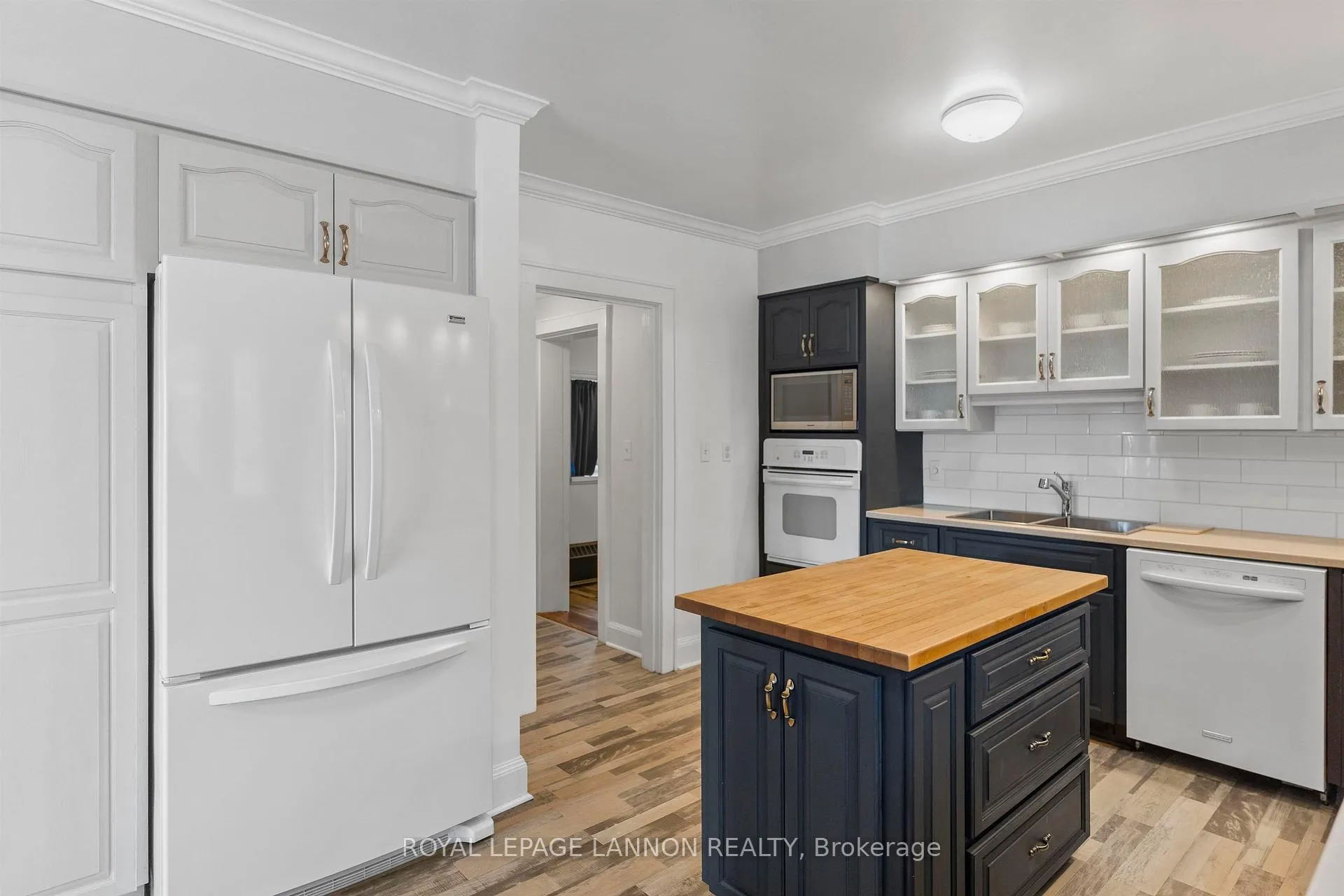 Photo 14 of 144 High Street S, Thunder Bay, Mariday Heights — HOMEH
