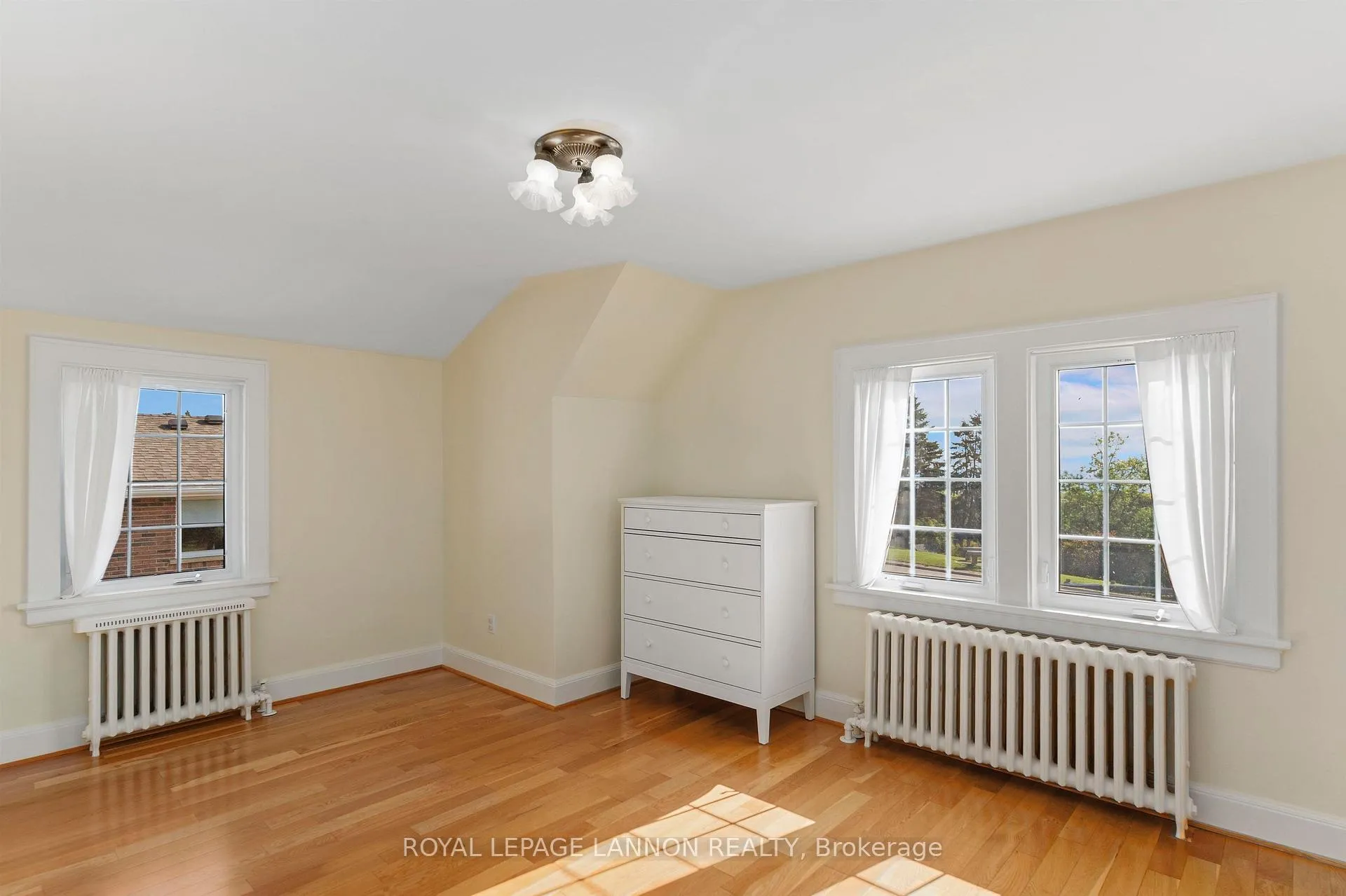 Photo 25 of 144 High Street S, Thunder Bay, Mariday Heights — HOMEH