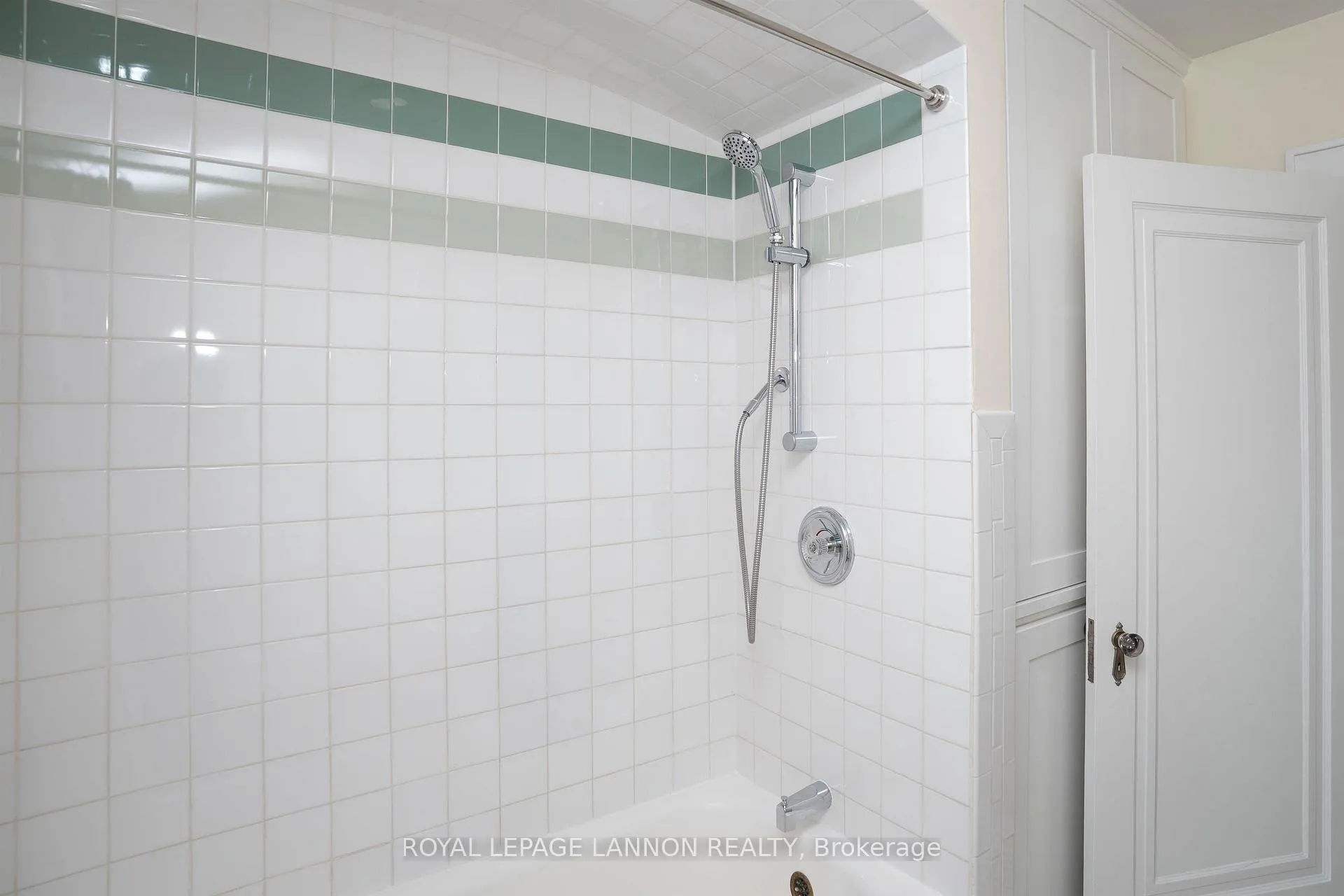 Photo 31 of 144 High Street S, Thunder Bay, Mariday Heights — HOMEH