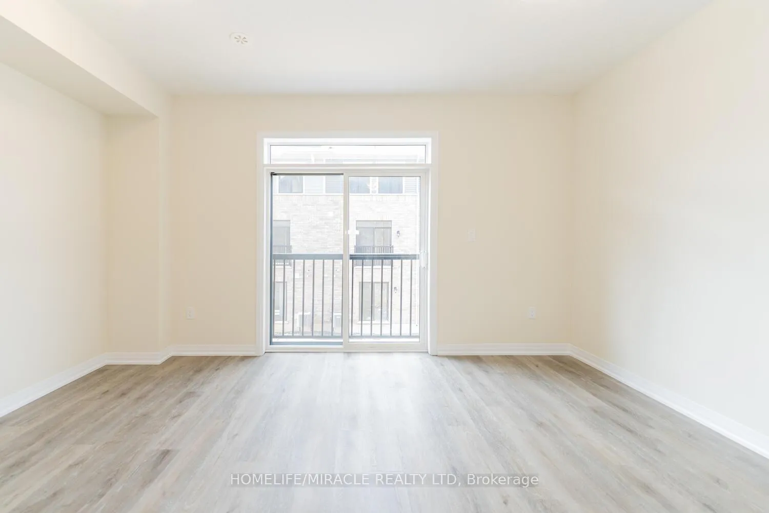 Photo 5 of Unit 68, 185 Bedrock Drive, Hamilton, Stoney Creek — HOMEH