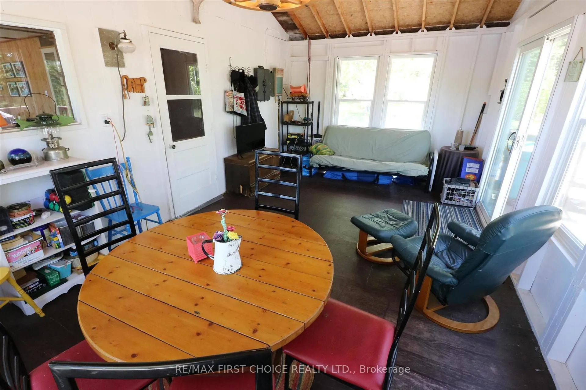 Photo 8 of CL4111 Winnipeg River, Kenora, Keewatin — HOMEH