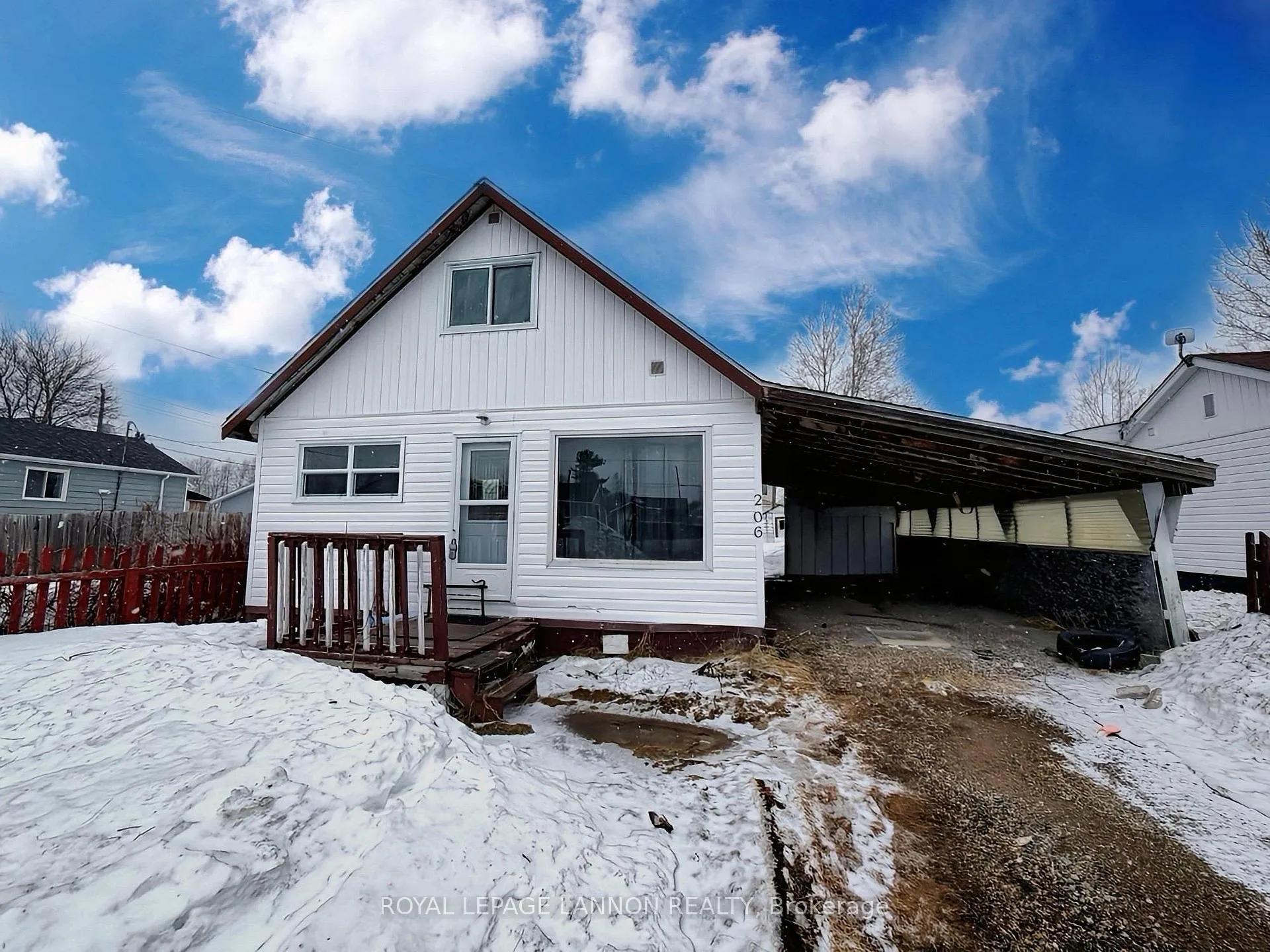 Photo 1 of 206 Third Avenue SW, Greenstone — HOMEH