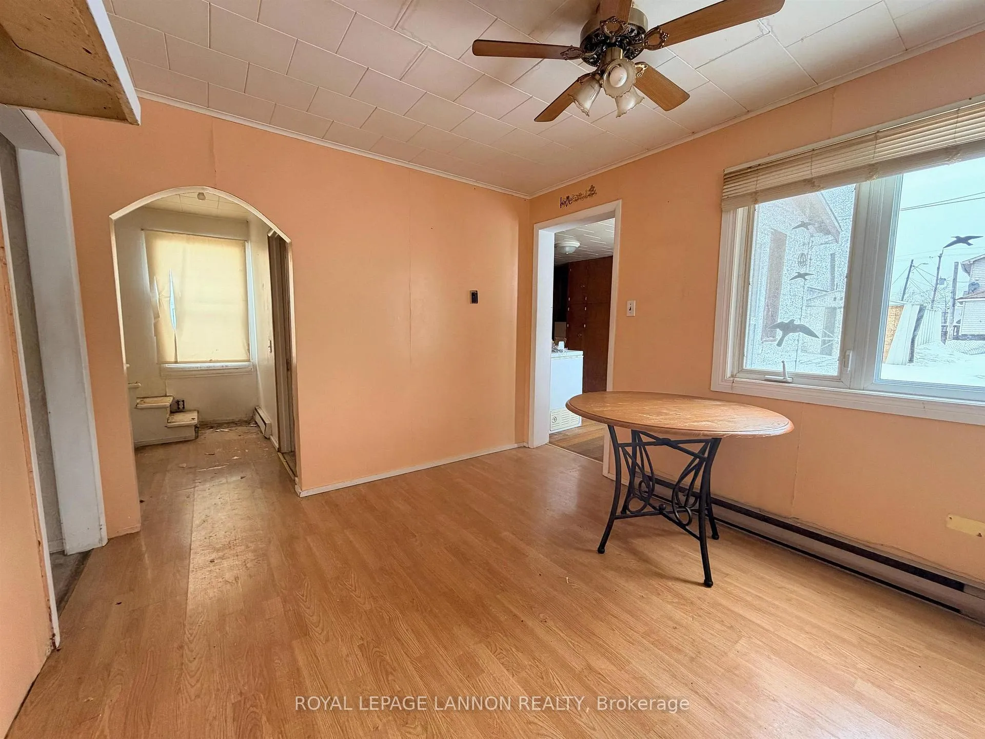 Photo 4 of 206 Third Avenue SW, Greenstone — HOMEH