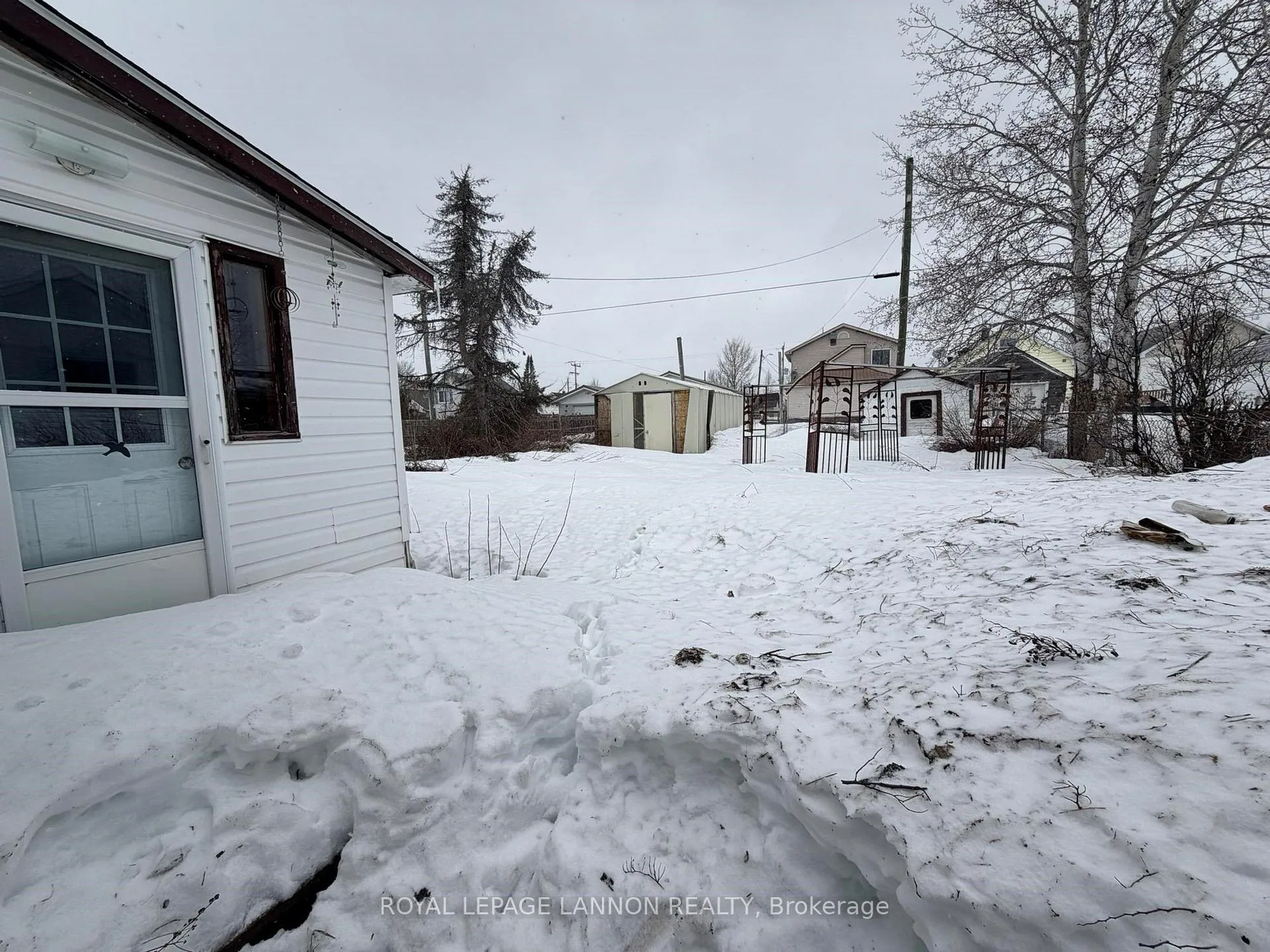 Photo 15 of 206 Third Avenue SW, Greenstone — HOMEH