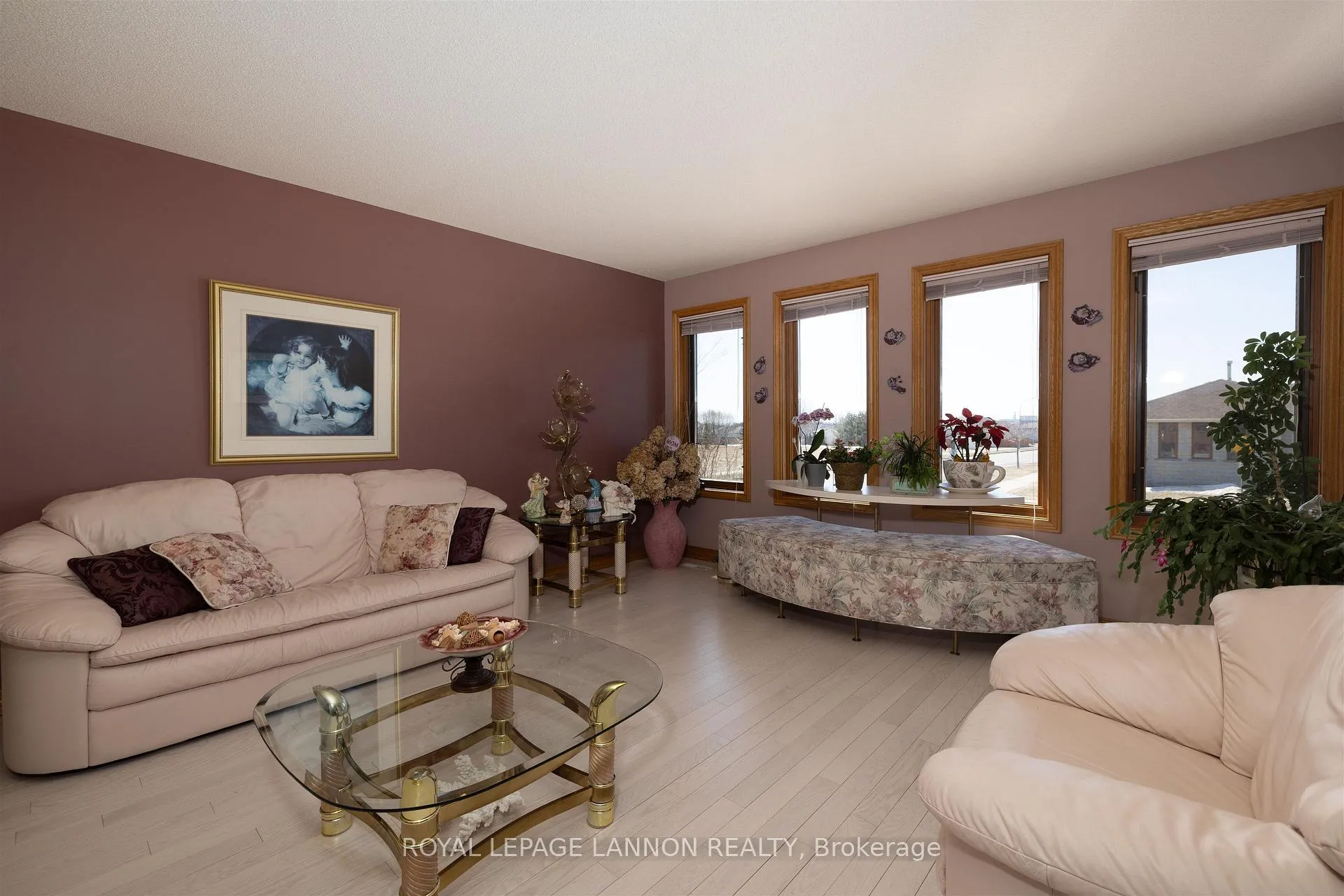 Photo 2 of 405 Riviera Drive, Thunder Bay, River Terrace — HOMEH