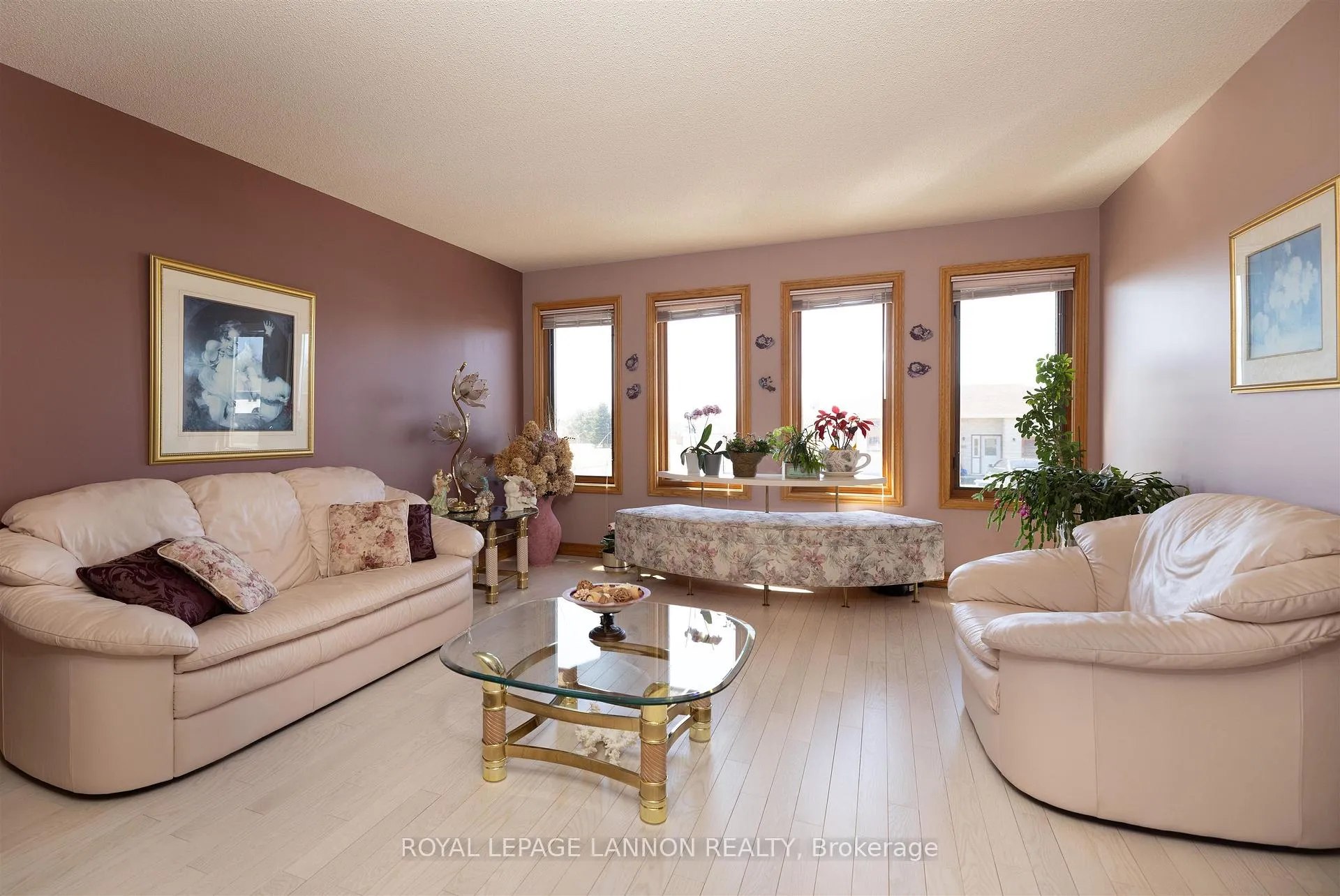 Photo 3 of 405 Riviera Drive, Thunder Bay, River Terrace — HOMEH