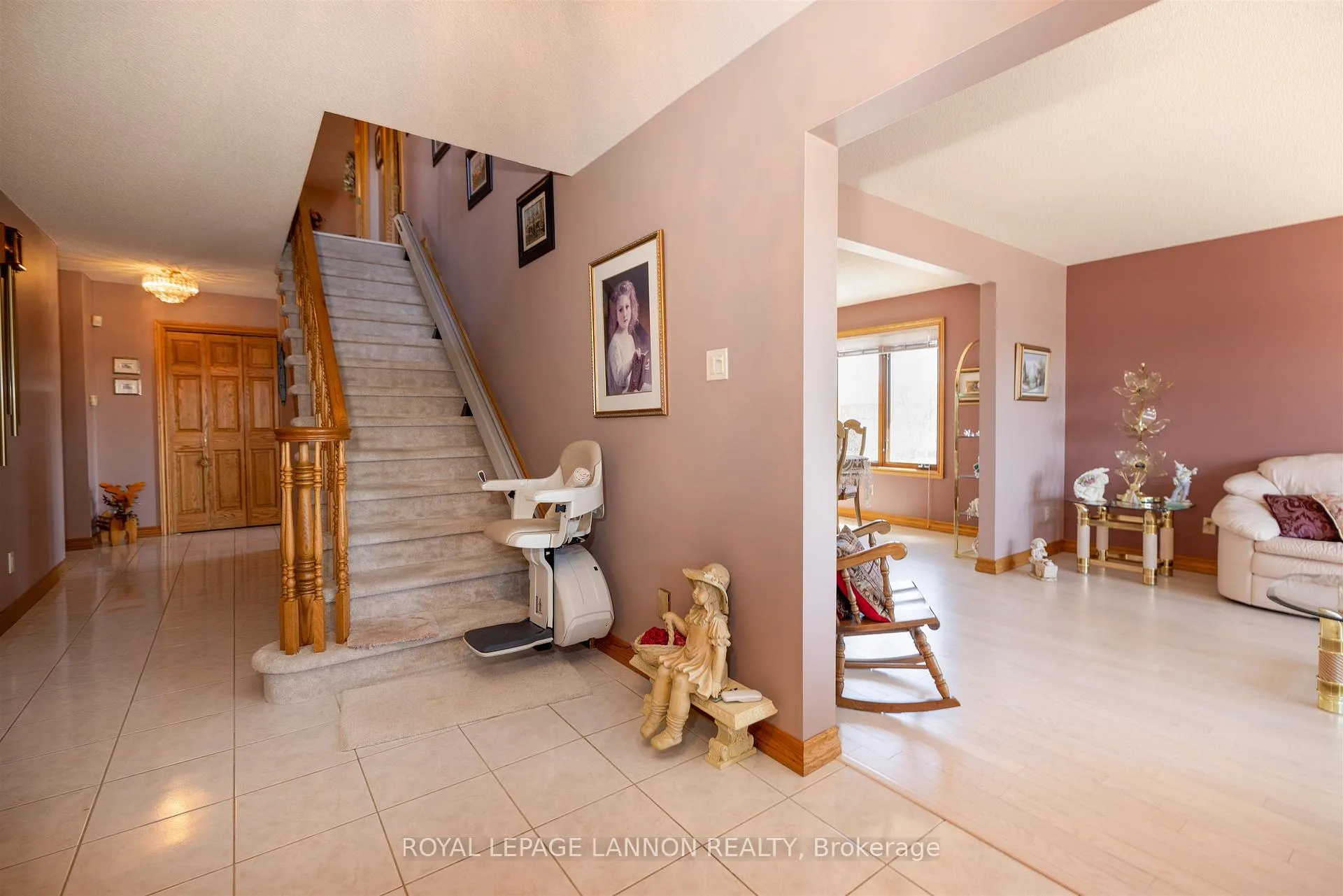 Photo 10 of 405 Riviera Drive, Thunder Bay, River Terrace — HOMEH