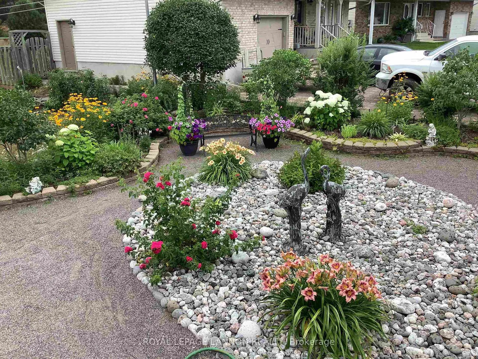 Photo 38 of 405 Riviera Drive, Thunder Bay, River Terrace — HOMEH