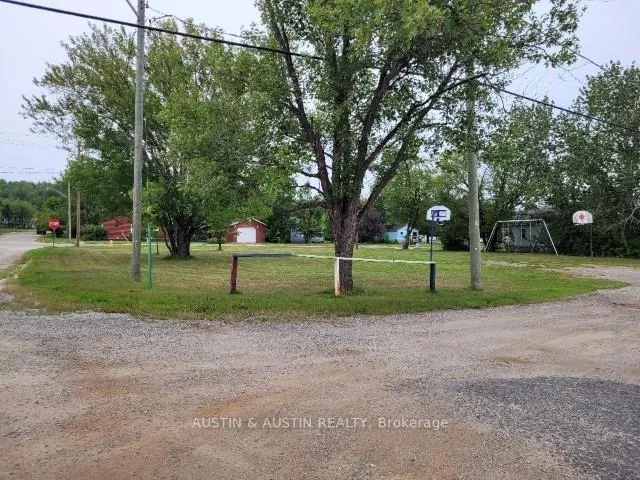 Photo 4 of 110 Clark Street, Atikokan — HOMEH