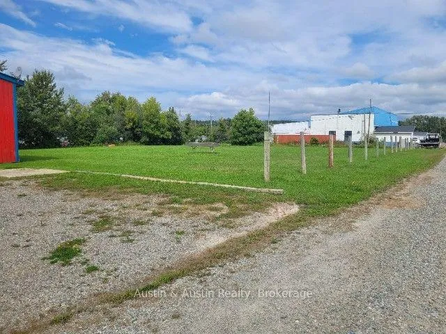 Photo 7 of 110 Clark Street, Atikokan — HOMEH