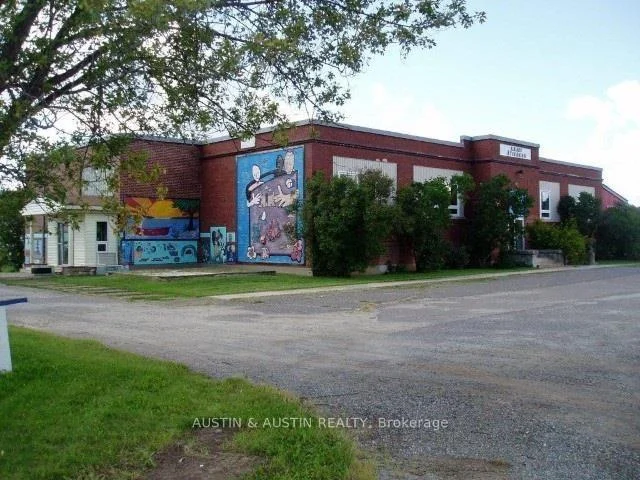 Photo 2 of 110 Clark Street, Atikokan — HOMEH