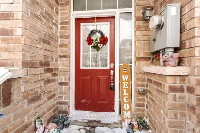 Photo 3 of 23 Jersey Lane, Halton Hills, Georgetown — HOMEH