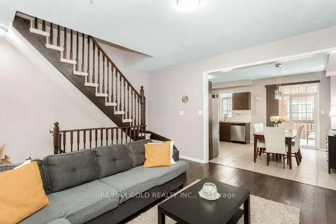 Photo 12 of 23 Jersey Lane, Halton Hills, Georgetown — HOMEH
