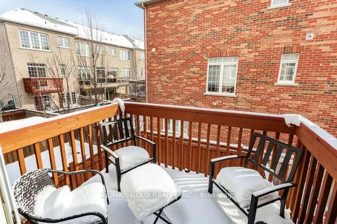 Photo 37 of 23 Jersey Lane, Halton Hills, Georgetown — HOMEH