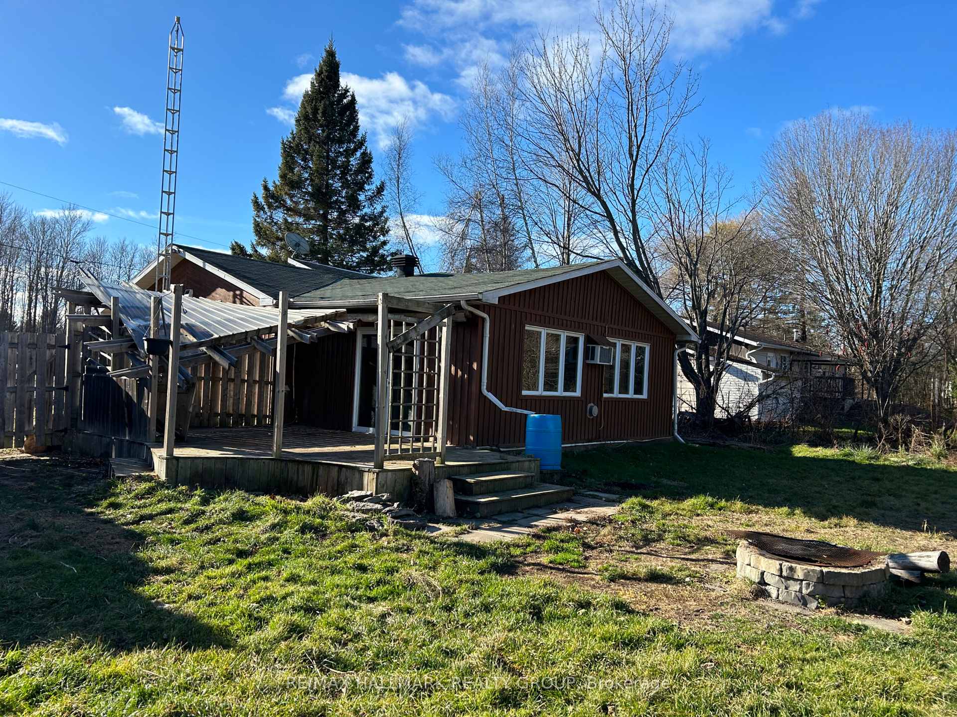 Photo 16 of 1487 Ste Anne Road, Champlain, Champlain Twp — HOMEH