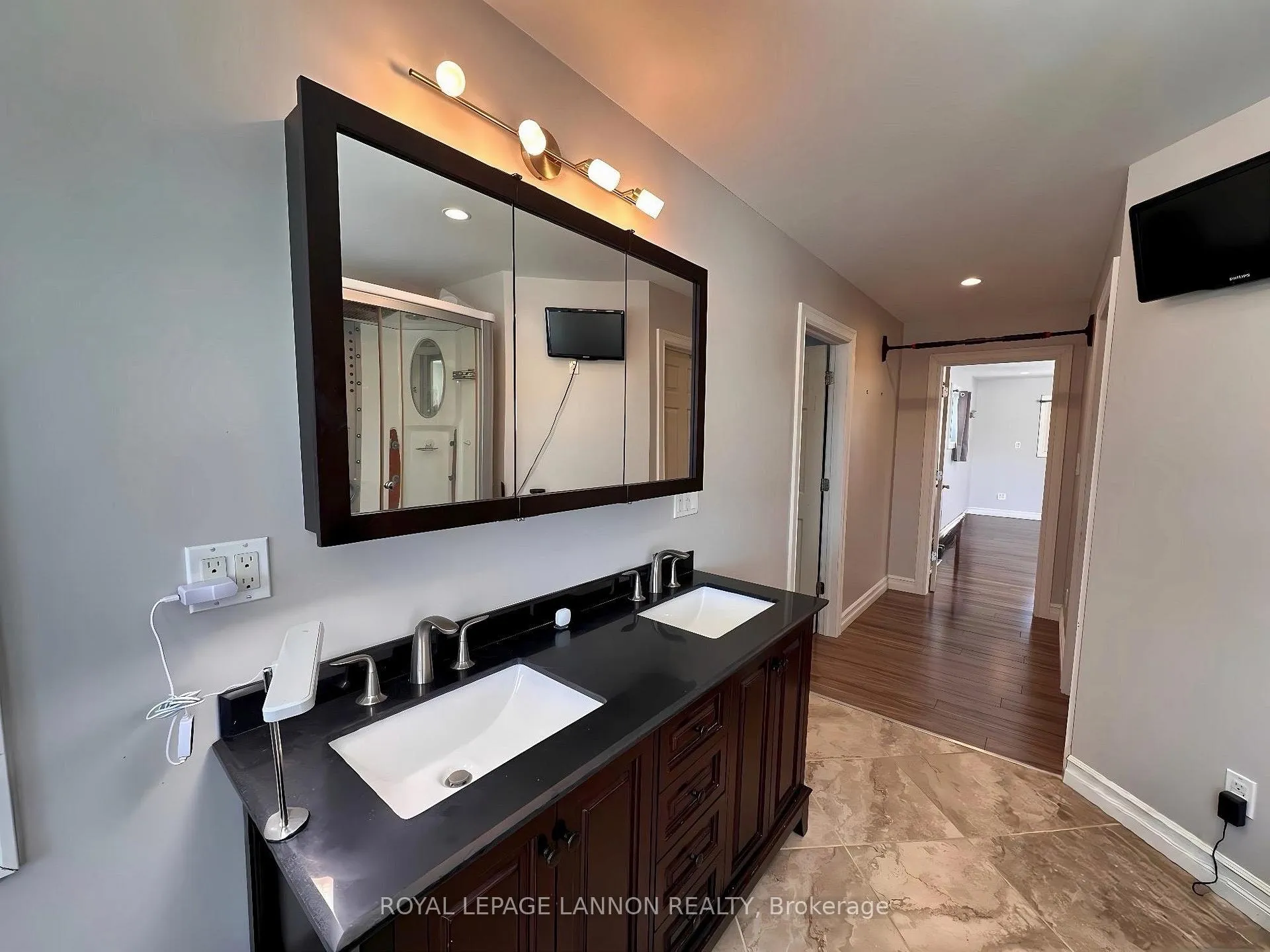 Photo 16 of 123 Christie Place, Greenstone — HOMEH