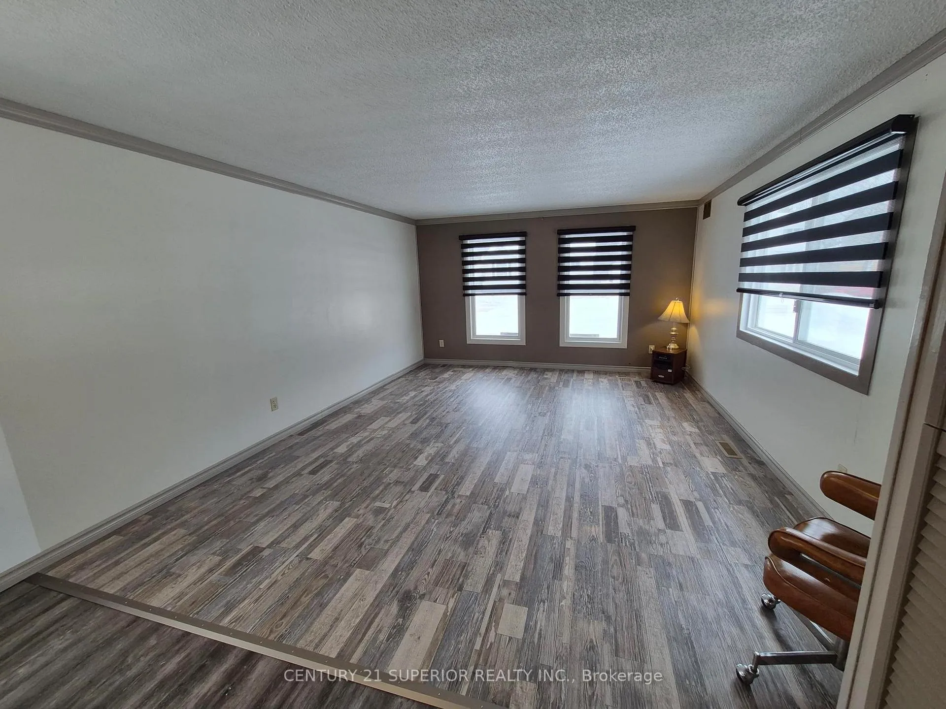 Photo 5 of 66 Jackson Crescent, Marathon — HOMEH
