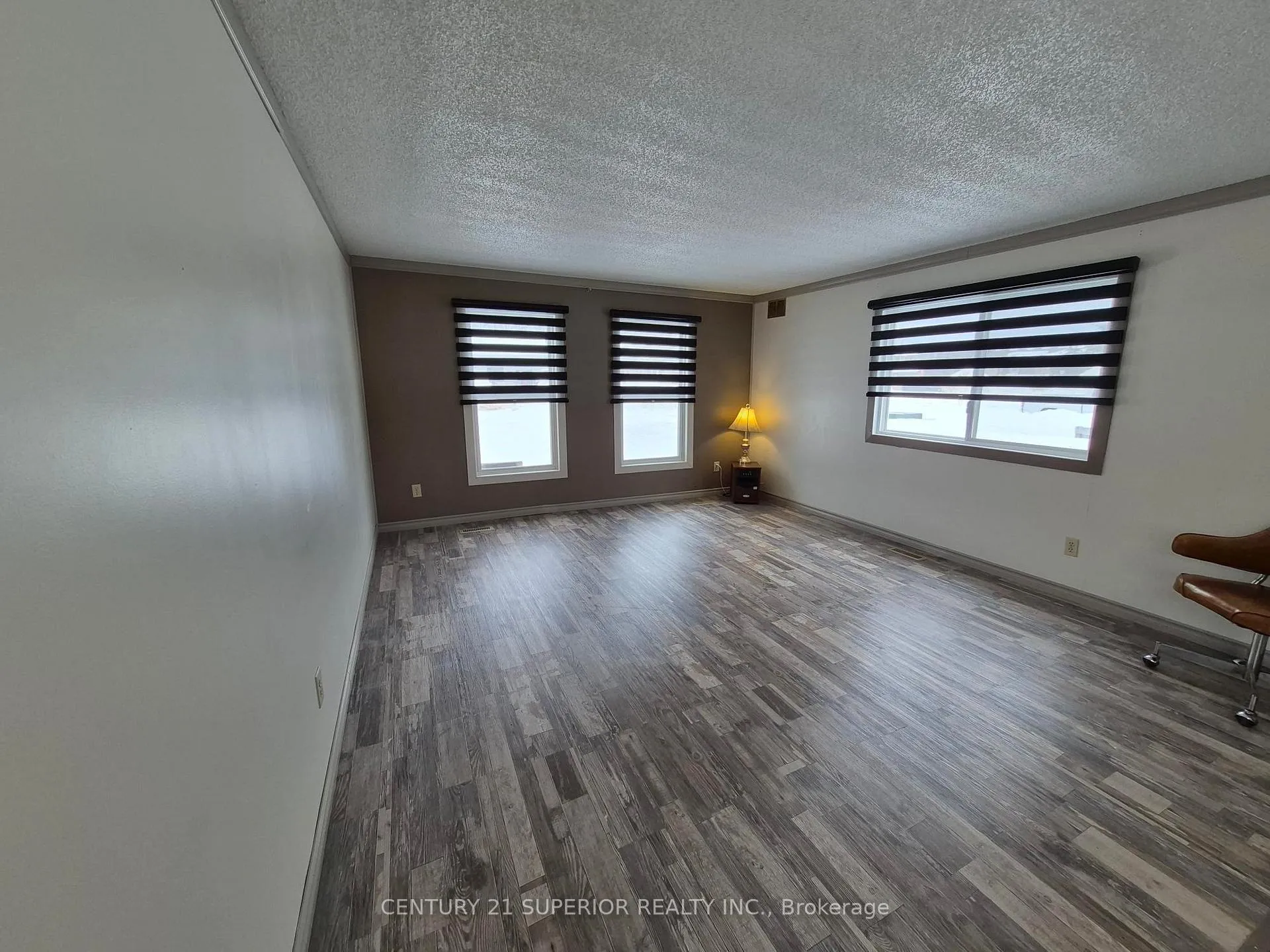 Photo 6 of 66 Jackson Crescent, Marathon — HOMEH