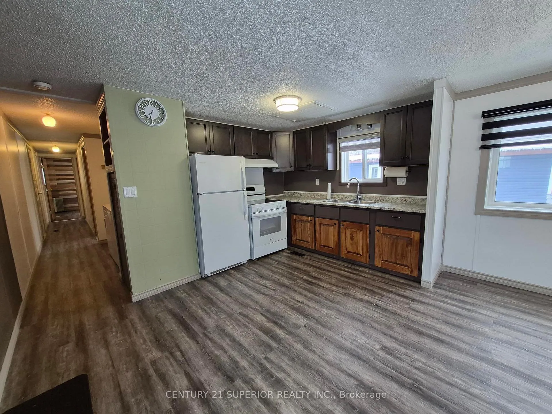 Photo 9 of 66 Jackson Crescent, Marathon — HOMEH