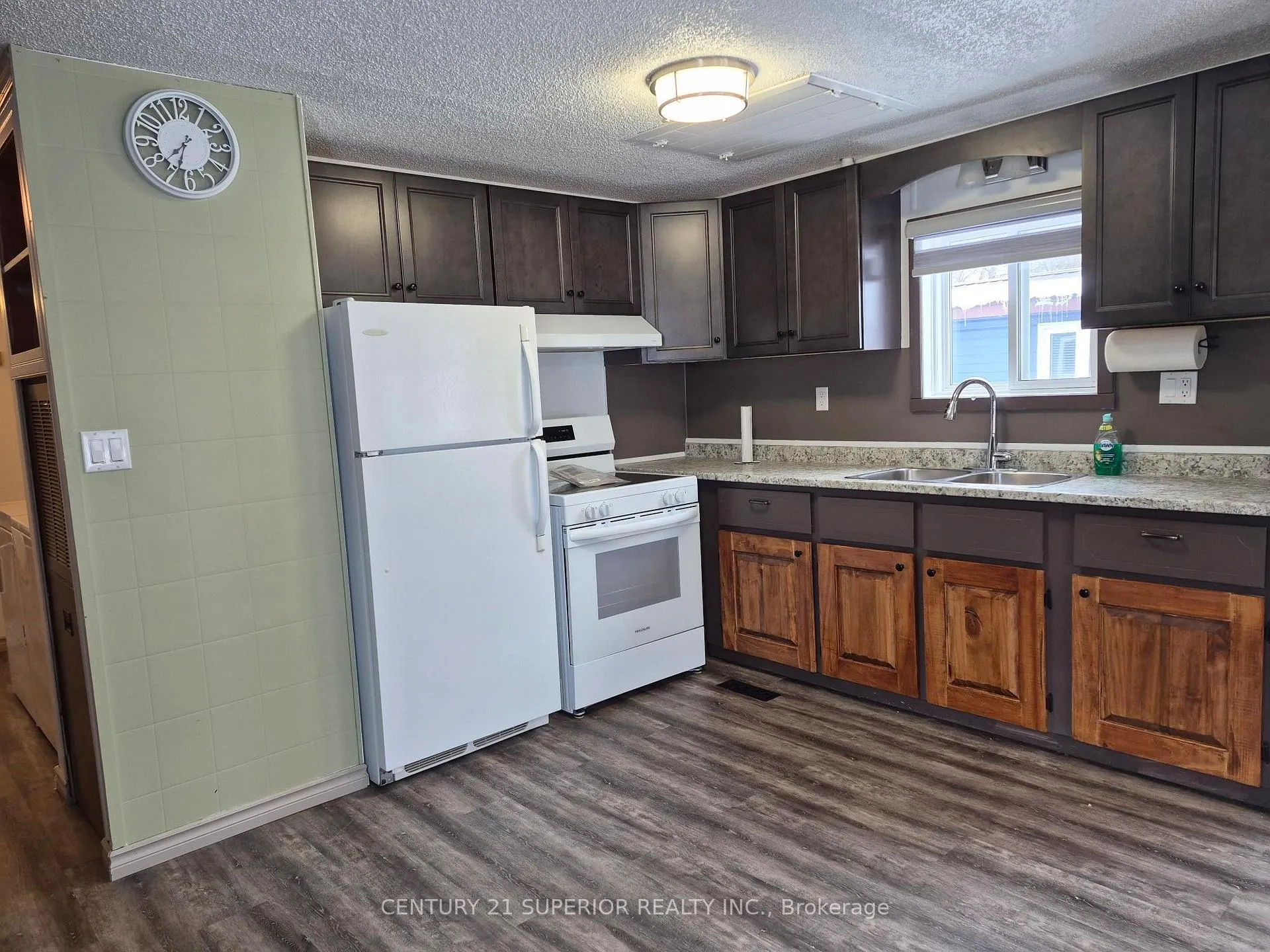 Photo 11 of 66 Jackson Crescent, Marathon — HOMEH