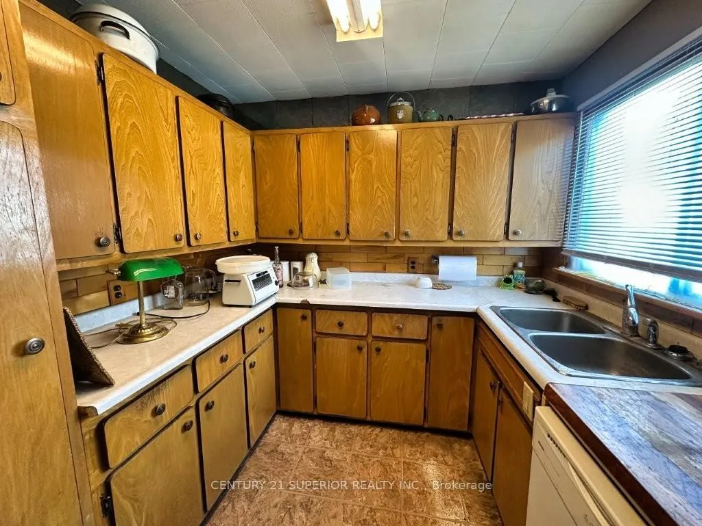 Photo 13 of 101 Brompton Road, Red Rock — HOMEH