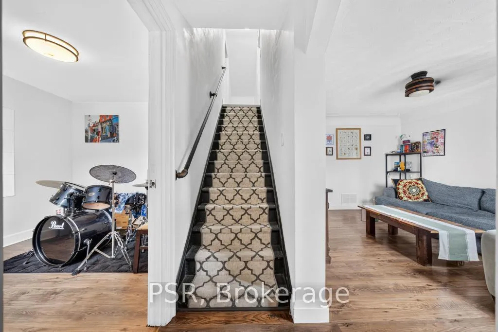 Photo 6 of 726 Brighton Avenue, Hamilton, Parkview — HOMEH