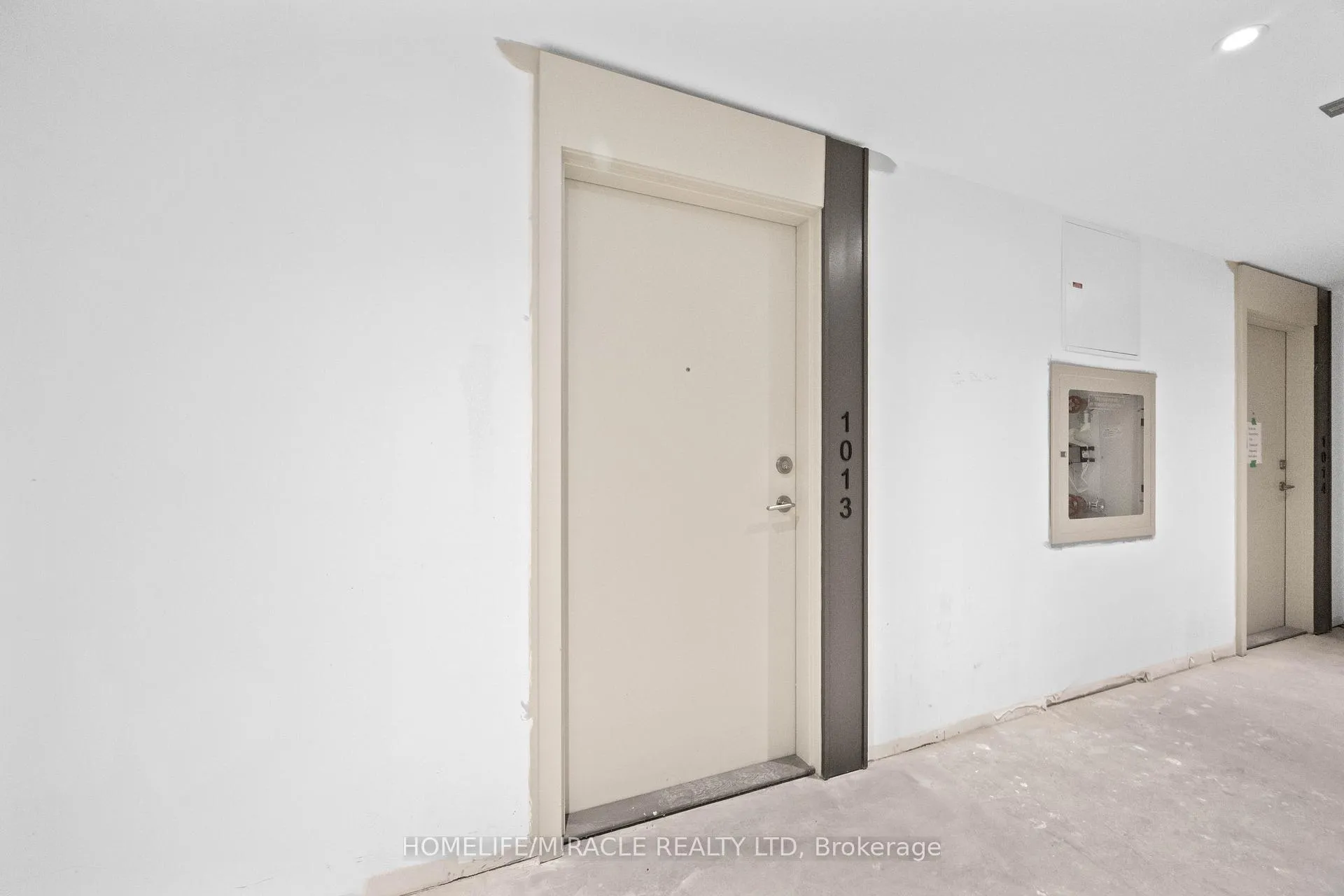 Photo 37 of Unit 1013, 6 Flavelle Trail, Vaughan, Steeles West Industrial — HOMEH