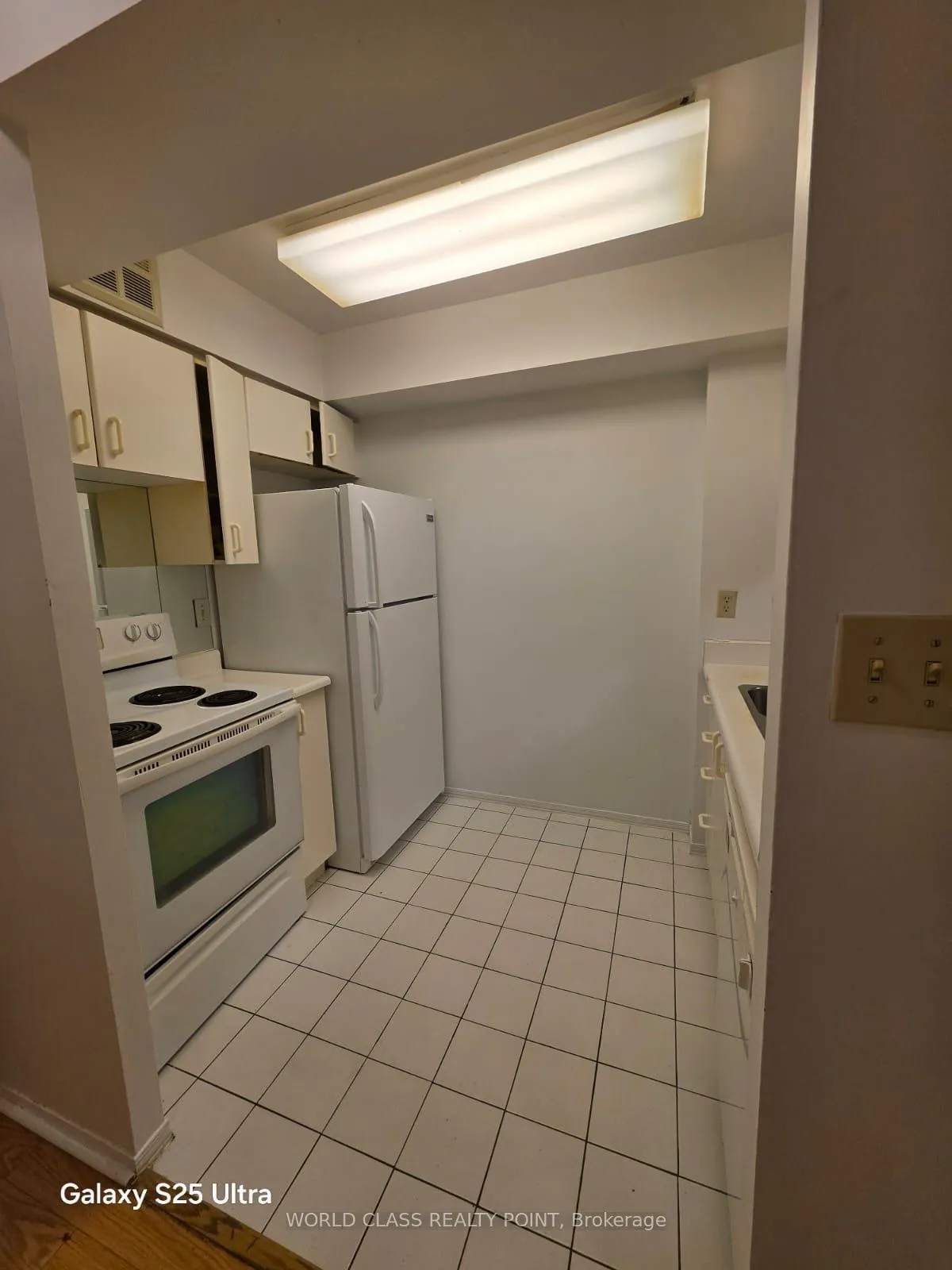 Photo 12 of Unit 1004A, 3605 Kariya Drive, Mississauga, City Centre — HOMEH