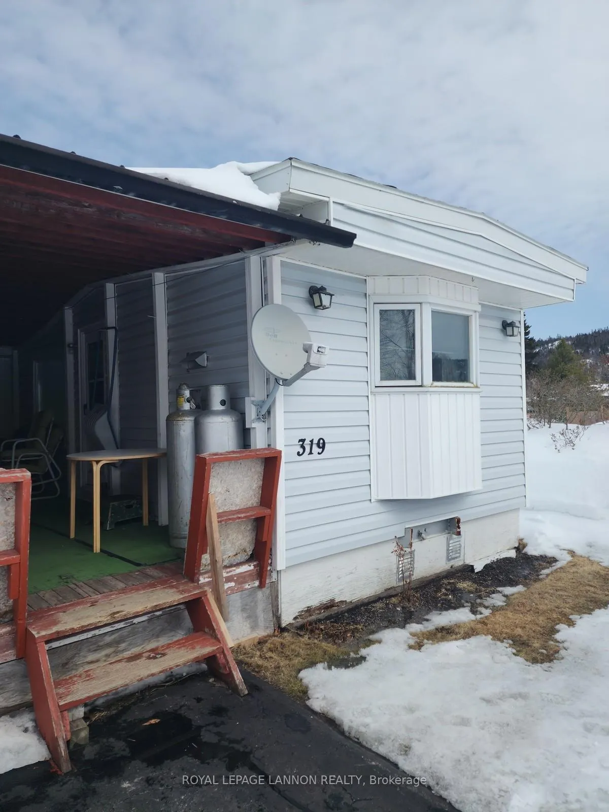 Photo 2 of 319 Walker Street, Schreiber — HOMEH