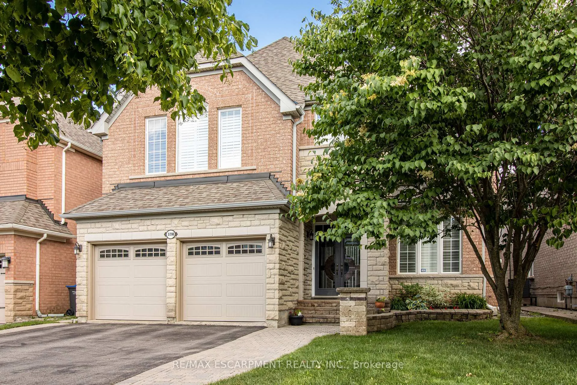 Photo 2 of 3296 Topeka Drive, Mississauga, Churchill Meadows — HOMEH