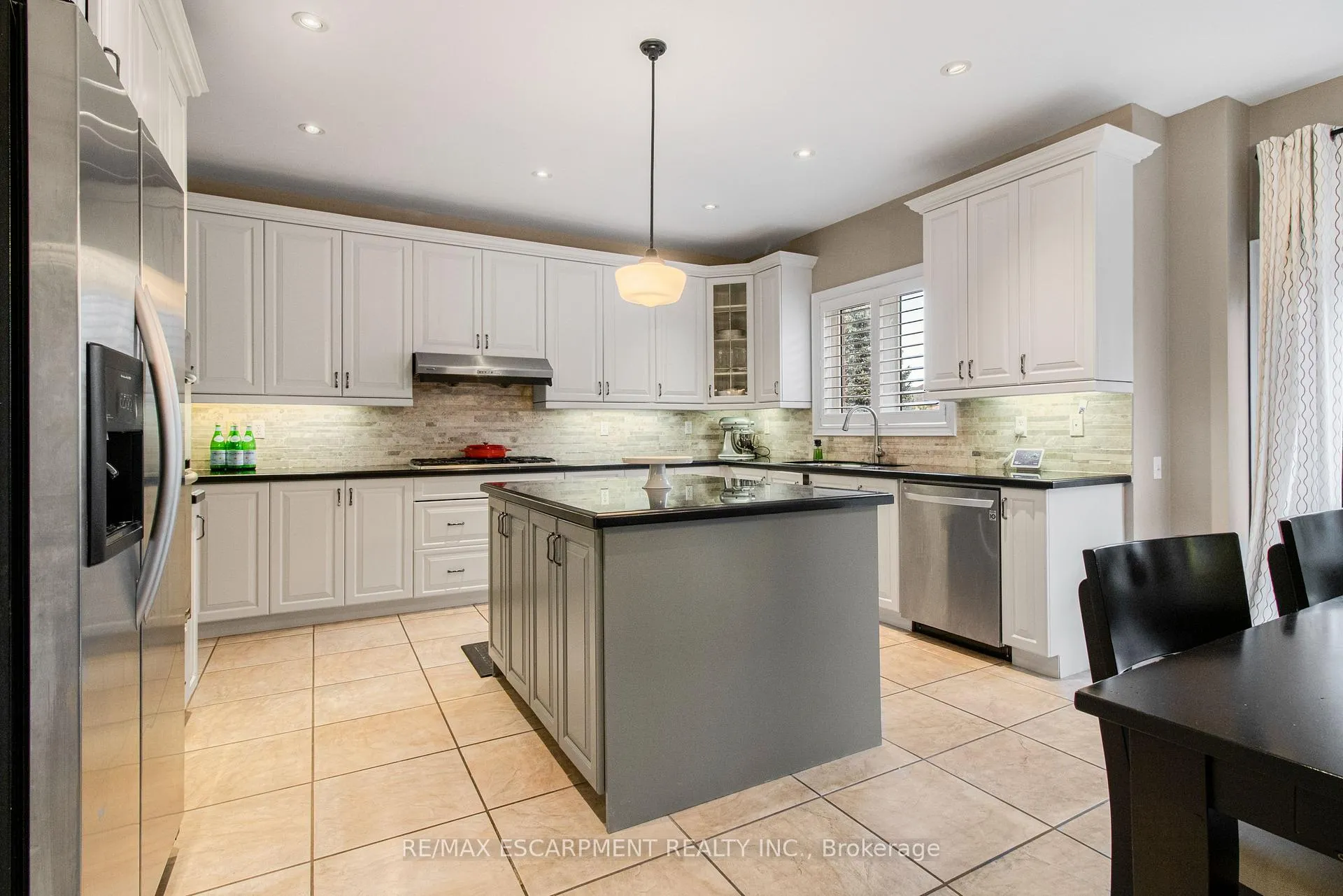 Photo 11 of 3296 Topeka Drive, Mississauga, Churchill Meadows — HOMEH