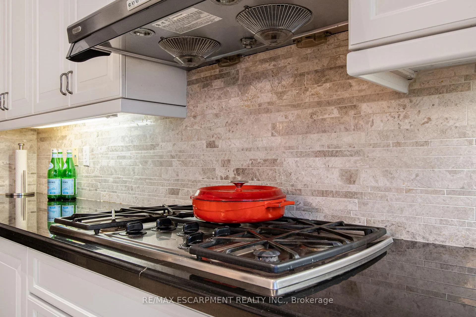 Photo 13 of 3296 Topeka Drive, Mississauga, Churchill Meadows — HOMEH