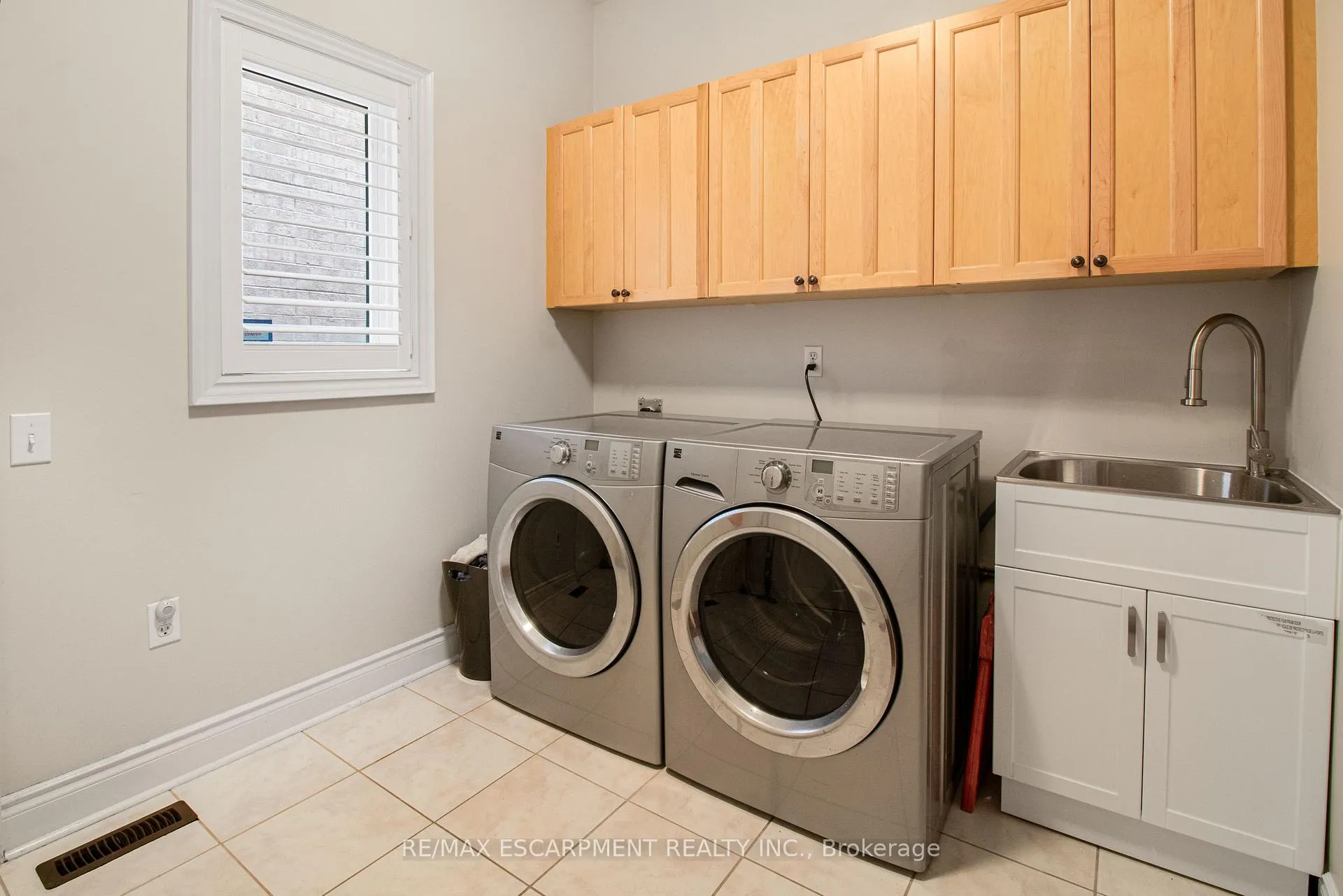 Photo 18 of 3296 Topeka Drive, Mississauga, Churchill Meadows — HOMEH