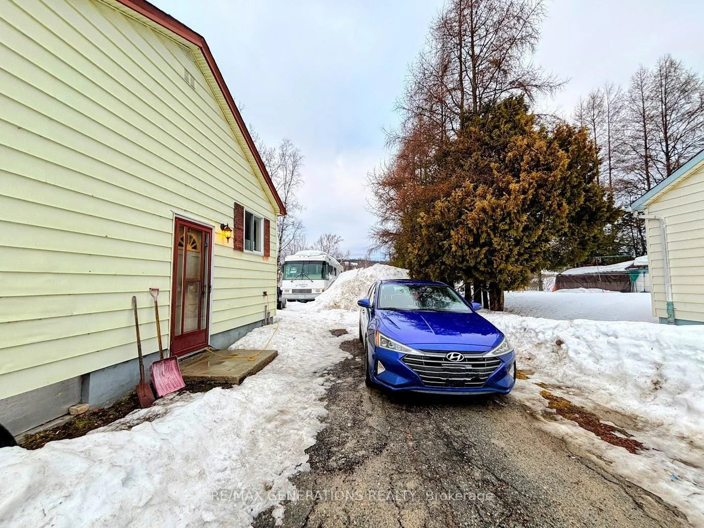 Photo 8 of 71 Manitou Road, Manitouwadge, TB-73 — HOMEH