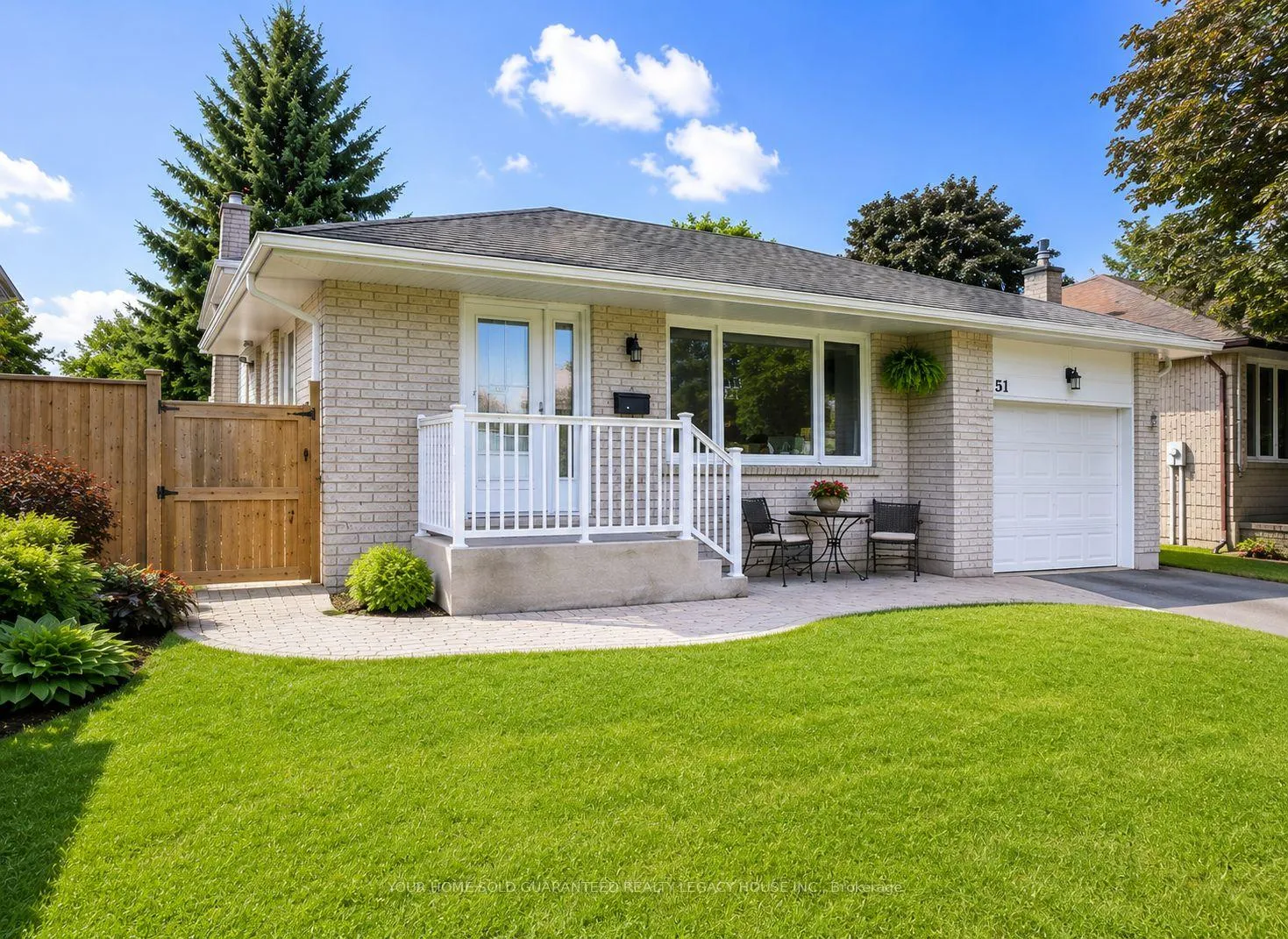 Photo 2 of 51 Springhome Road, Barrie, Allandale Heights — HOMEH