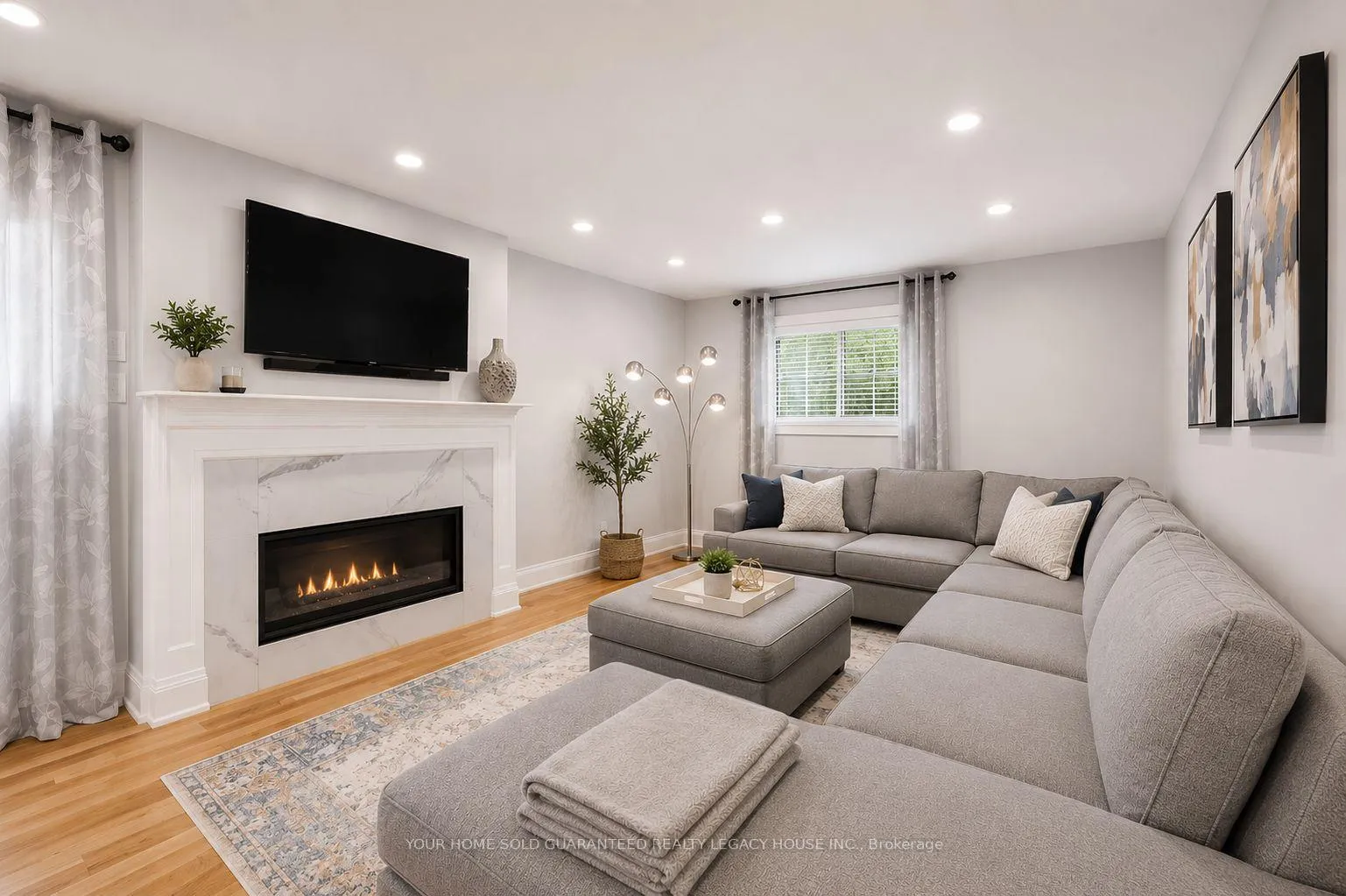 Photo 13 of 51 Springhome Road, Barrie, Allandale Heights — HOMEH