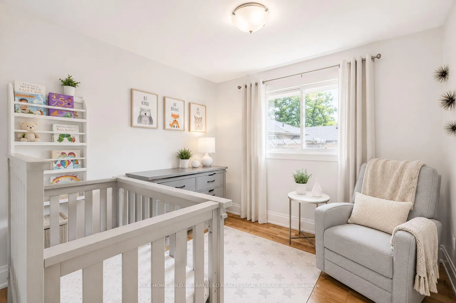 Photo 21 of 51 Springhome Road, Barrie, Allandale Heights — HOMEH