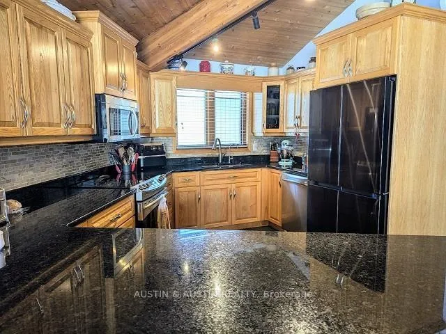 Photo 4 of 293 Ross Lapointe Road, Kenora Remote Area, Oxdrift — HOMEH