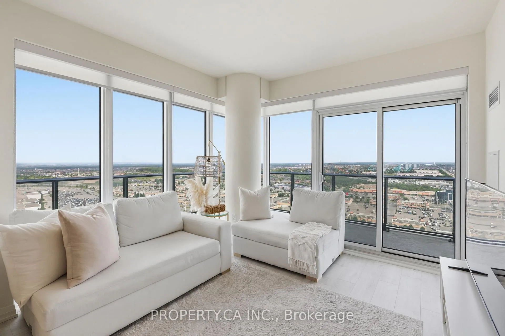 Photo 9 of Unit 2421, 9000 Jane Street, Vaughan, Vellore Village — HOMEH