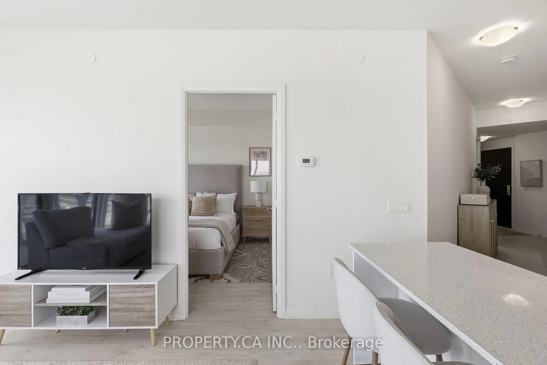 Photo 10 of Unit 2421, 9000 Jane Street, Vaughan, Vellore Village — HOMEH