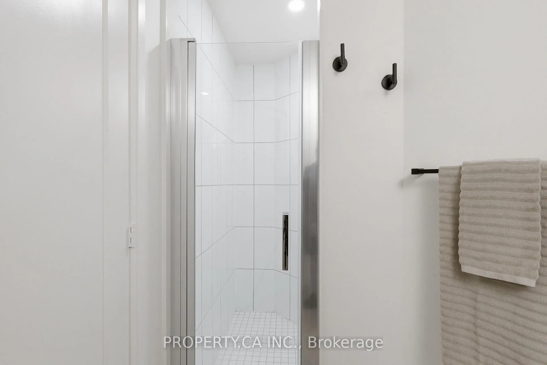 Photo 18 of Unit 2421, 9000 Jane Street, Vaughan, Vellore Village — HOMEH