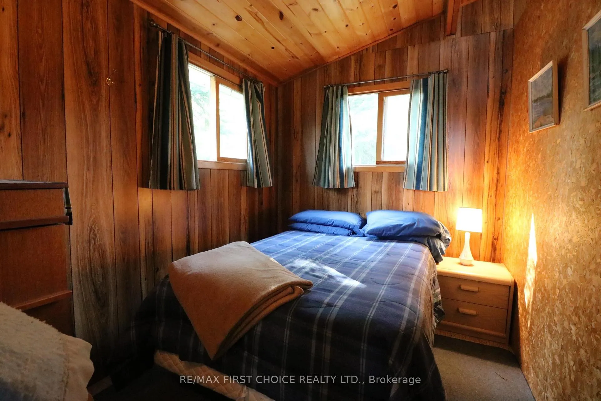 Photo 20 of S882 Winnipeg River, Kenora Remote Area, Minaki-Winnepeg River — HOMEH