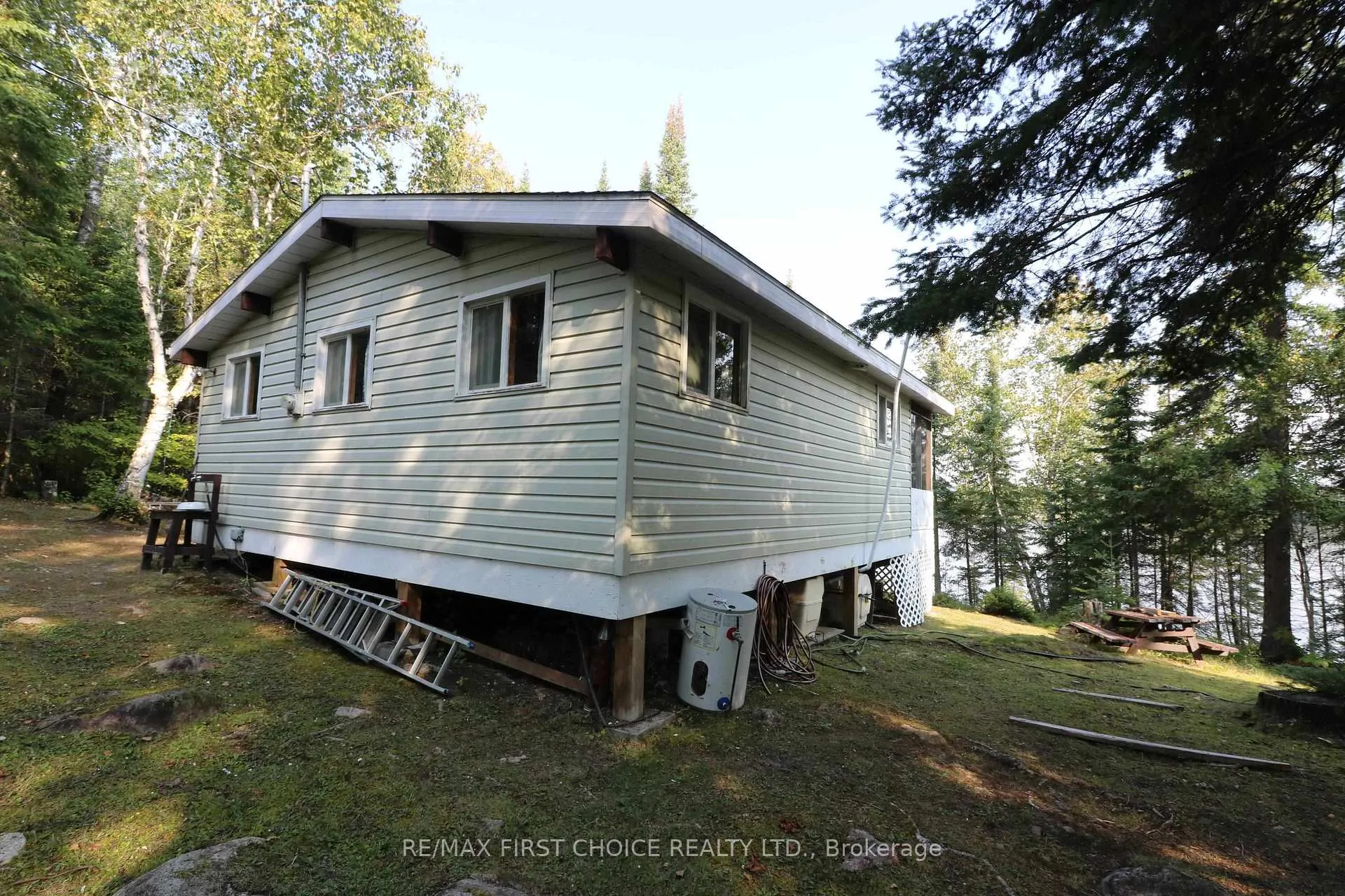 Photo 25 of S882 Winnipeg River, Kenora Remote Area, Minaki-Winnepeg River — HOMEH