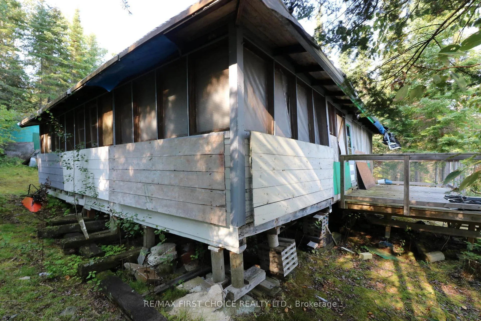 Photo 41 of S882 Winnipeg River, Kenora Remote Area, Minaki-Winnepeg River — HOMEH