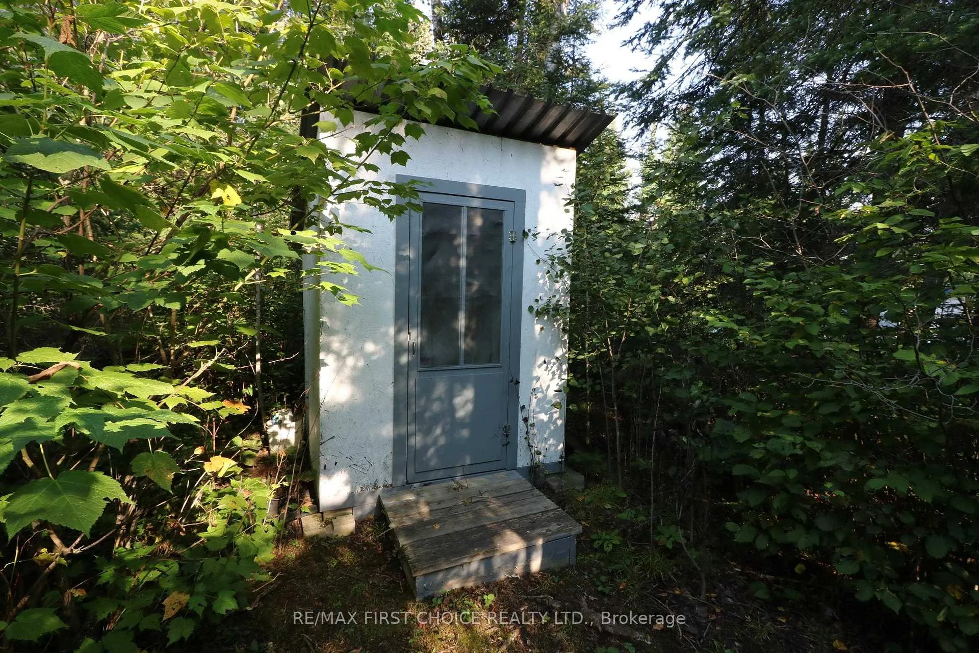 Photo 49 of S882 Winnipeg River, Kenora Remote Area, Minaki-Winnepeg River — HOMEH