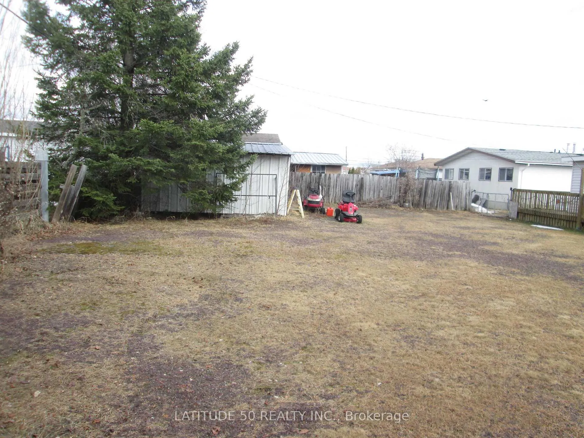 Photo 9 of 119 Willow Place, Ignace — HOMEH